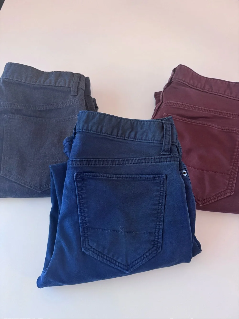 [Lot of 3]Men’s 30x30 Banana Republic Travel Jean Pants- Navy, Gray, Purple